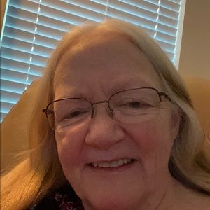 Meet your Posher, Janet